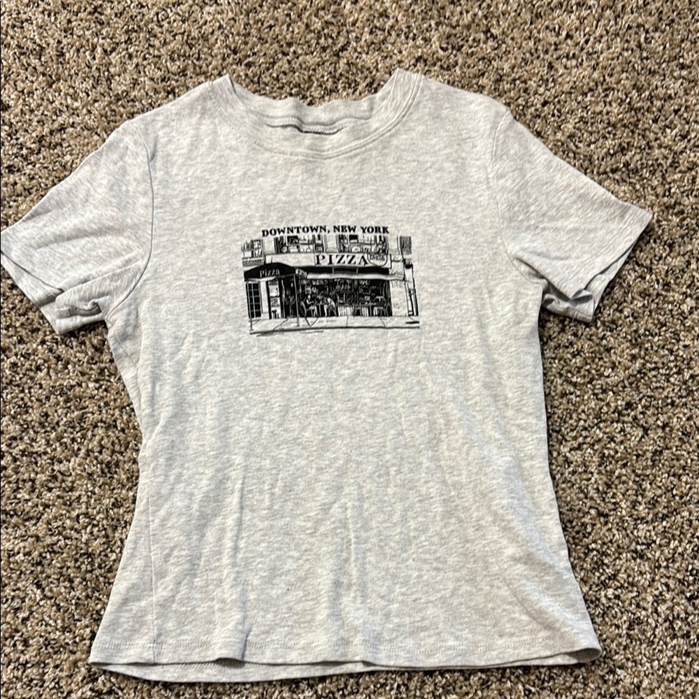 H&M Gray Graphic Crop Top